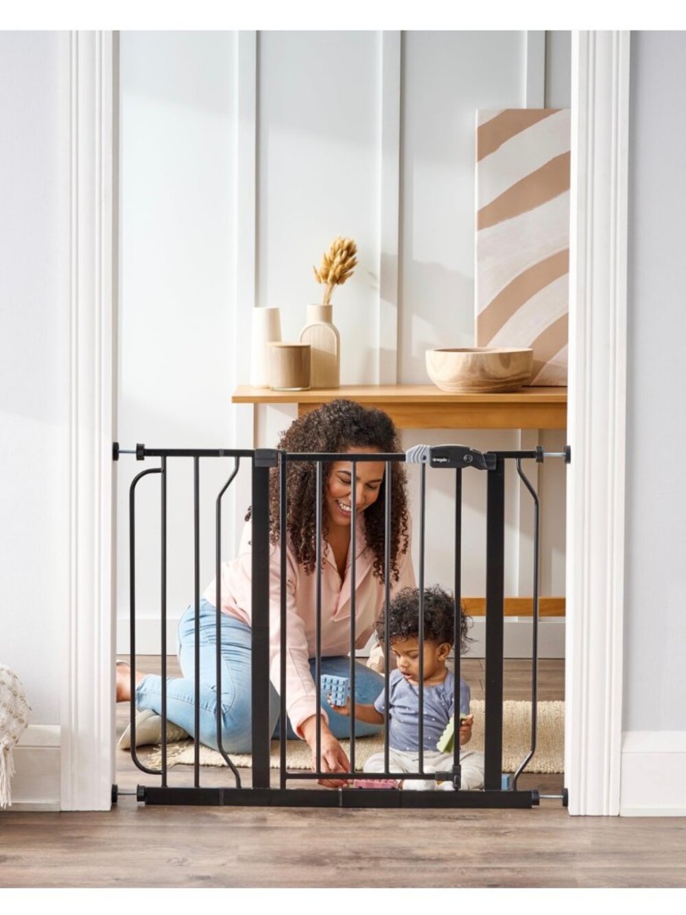 Regalo Easy Step Walk Thru Baby Gate Black
